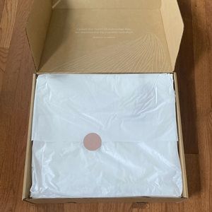Saatva organic mattress pad BRAND NEW, in box.
